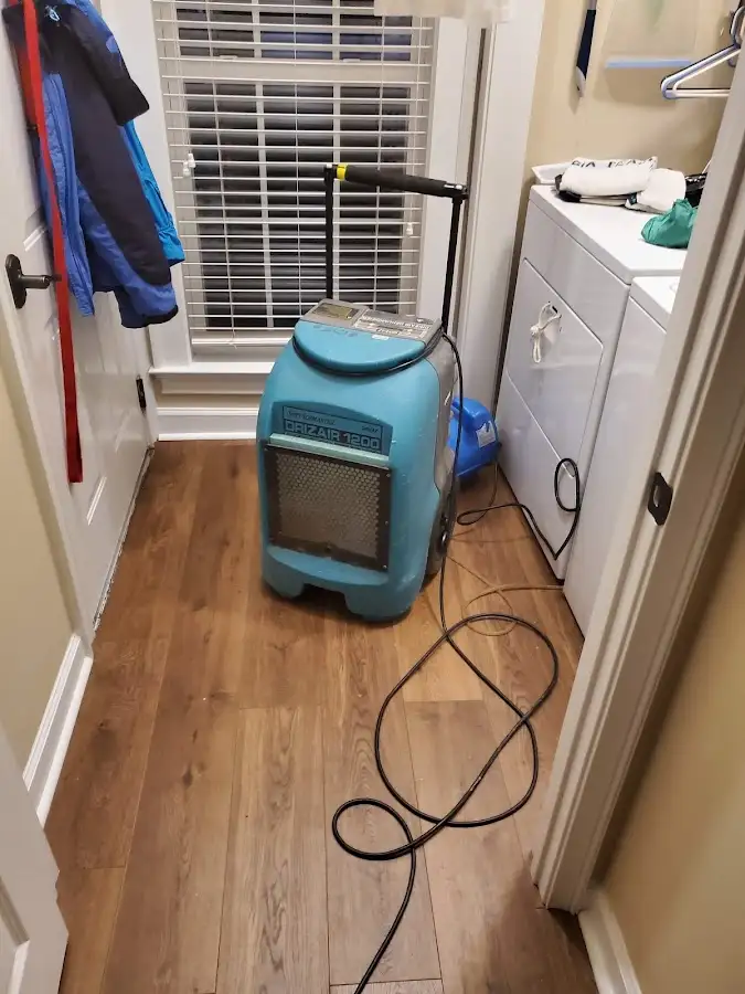 Commercial dehumidifier deployed for Crawl Space Restoration in Vista
